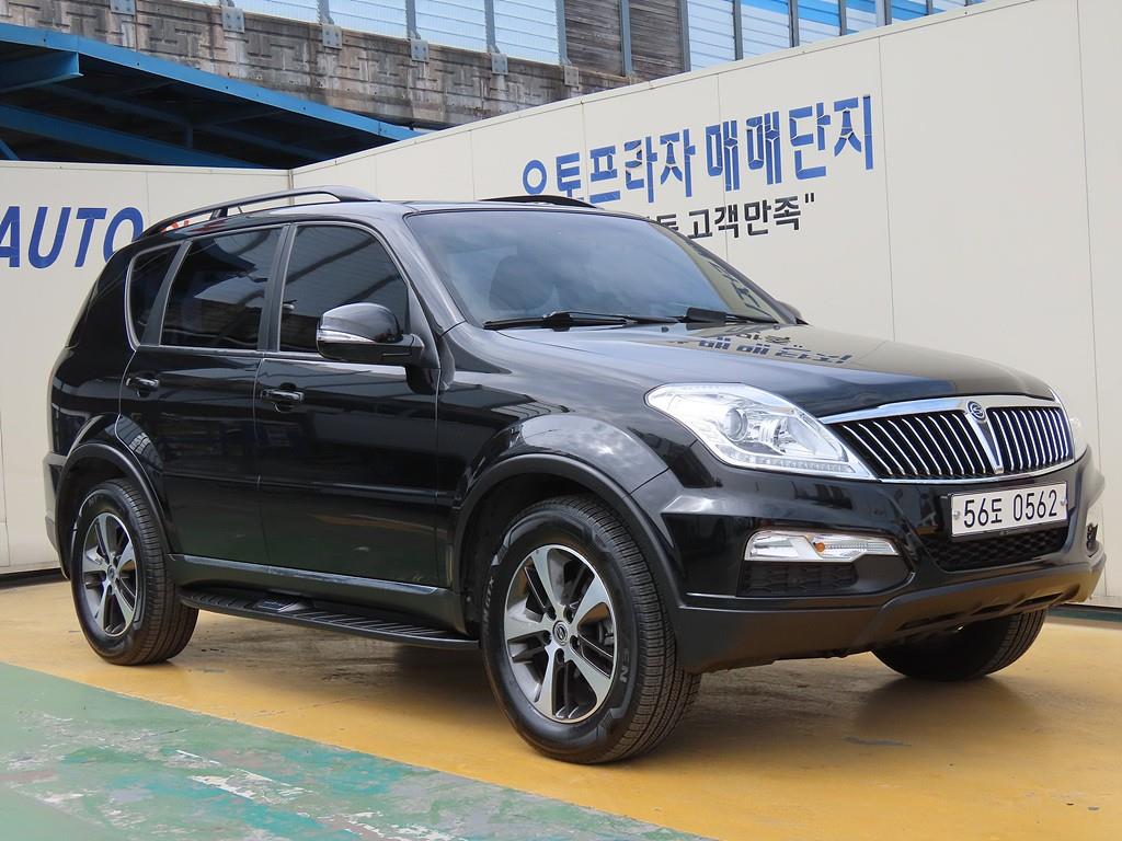 Ssangyong Rexton 2016 Negro - Importación desde Corea - HF Imports Iquique - Foto 1