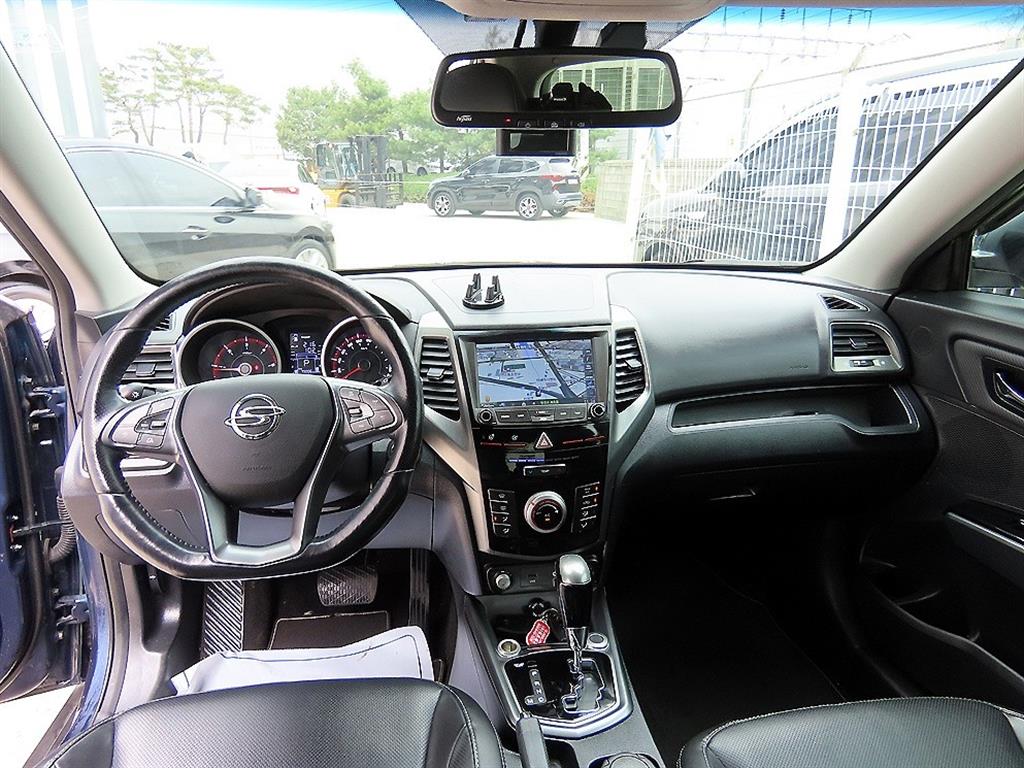 Ssangyong Tivoli - Vista 7