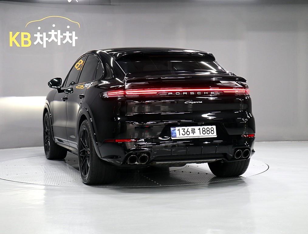 Porsche Cayenne - Vista 4