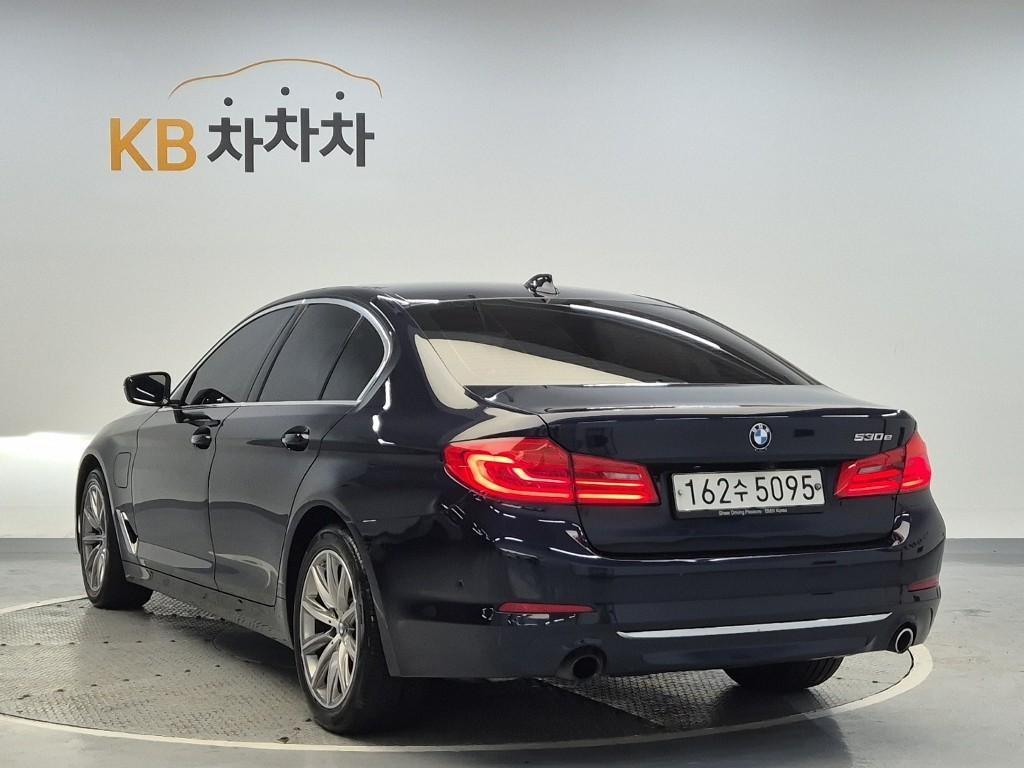 BMW 5 Series - Vista 2