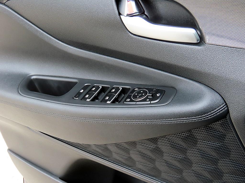 HYUNDAI Santa Fe - Vista 11