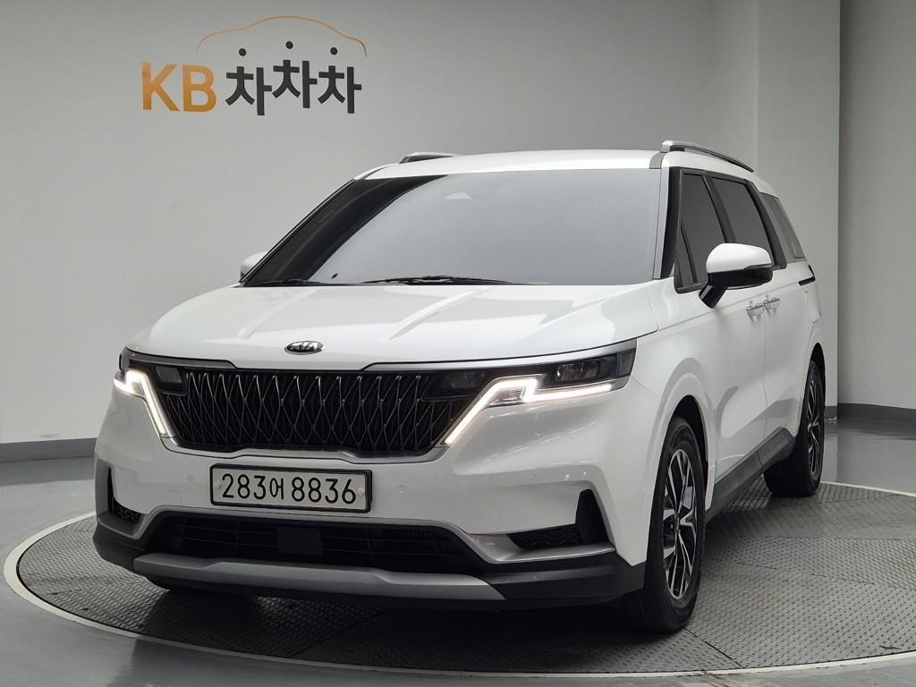 KIA Carnival 2021 Blanco - Importación desde Corea - HF Imports Iquique - Foto 1