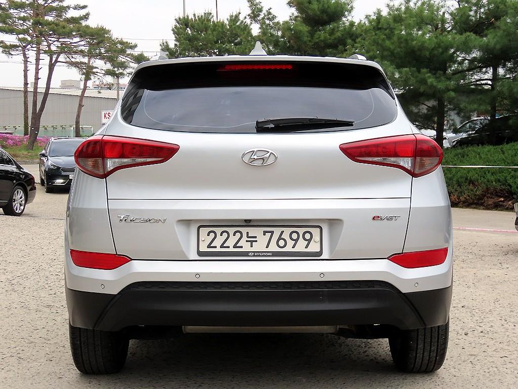 HYUNDAI Tucson - Vista 4