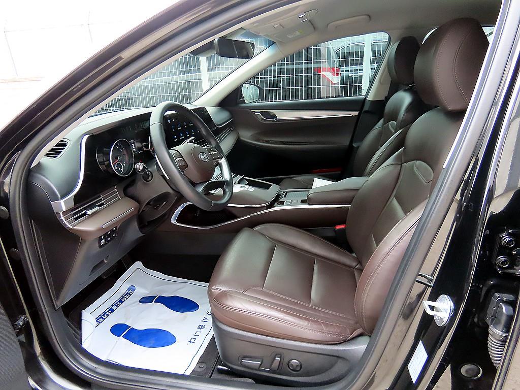 HYUNDAI Grandeur - Vista 5