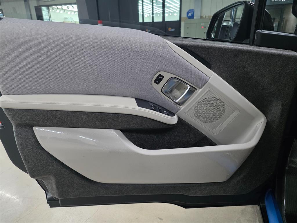 BMW i3 2020 Negro - Importación desde Corea - HF Imports Iquique - Foto 14