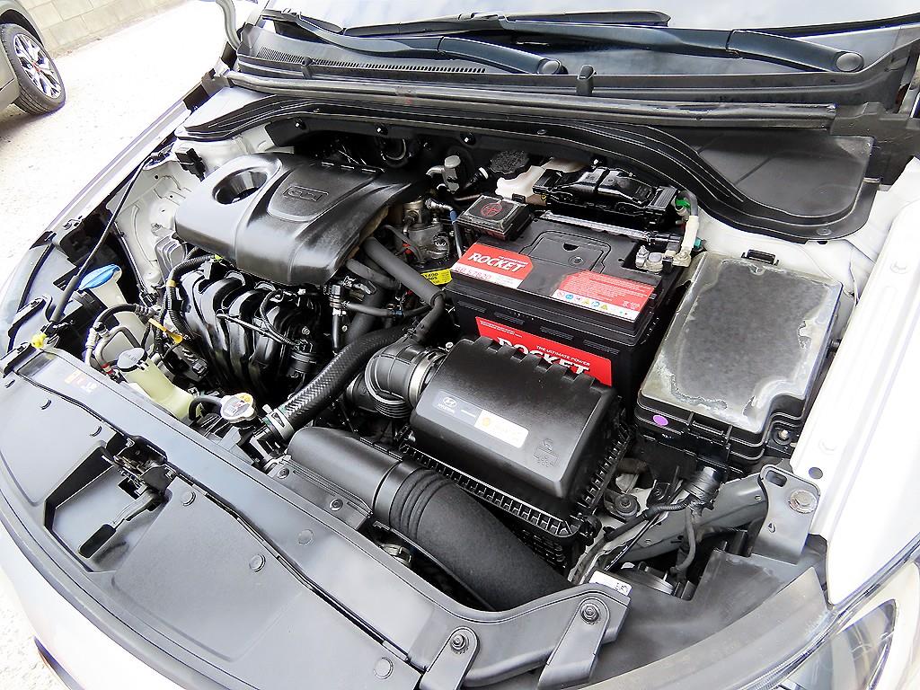 HYUNDAI Avante 2018 Plateado - Importación desde Corea - HF Imports Iquique - Foto 17