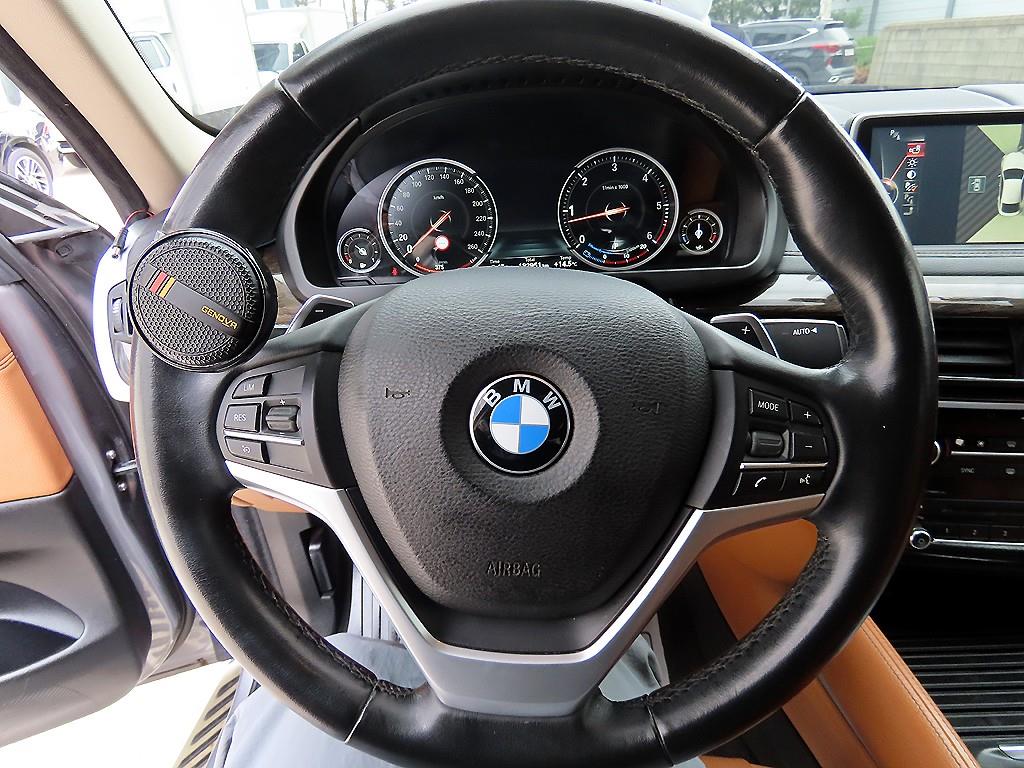BMW X6 - Vista 8