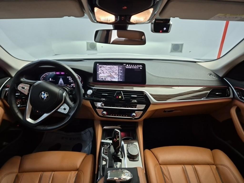 BMW 5 Series - Vista 7