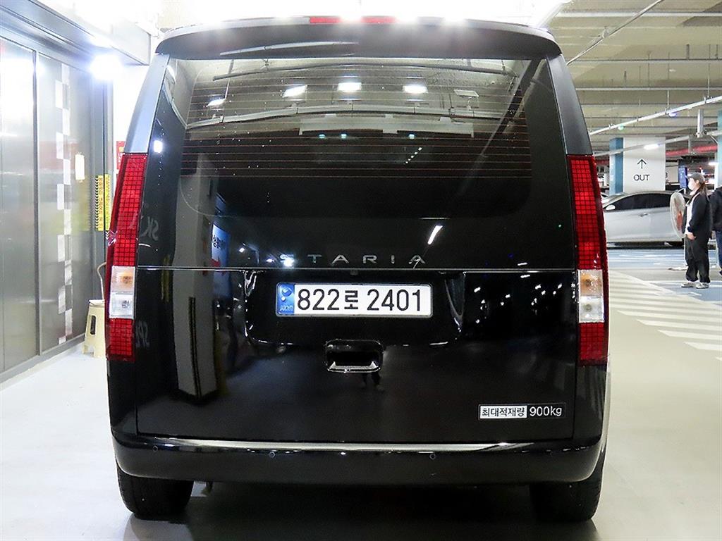 HYUNDAI Staria - Vista 5