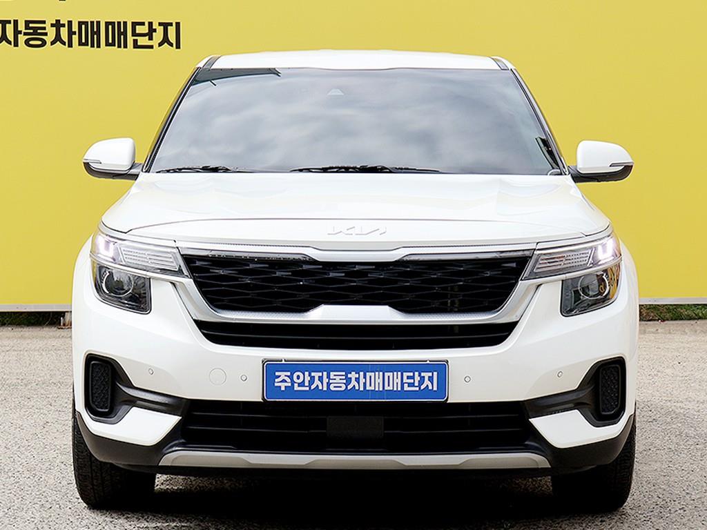 KIA Seltos 2022 Blanco - Importación desde Corea - HF Imports Iquique - Foto 1