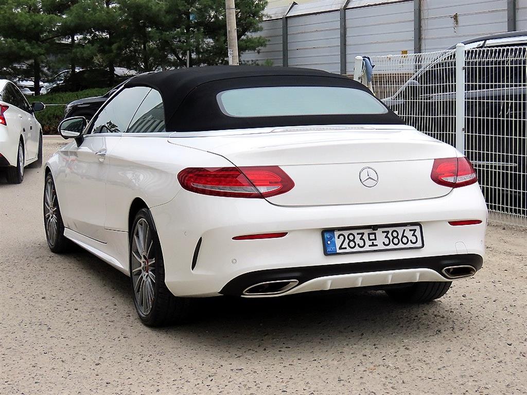 Mercedes Benz C Class - Vista 3