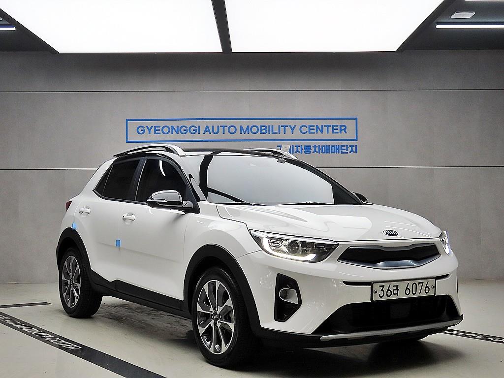KIA Stonic 2019 Blanco - Importación desde Corea - HF Imports Iquique - Foto 1