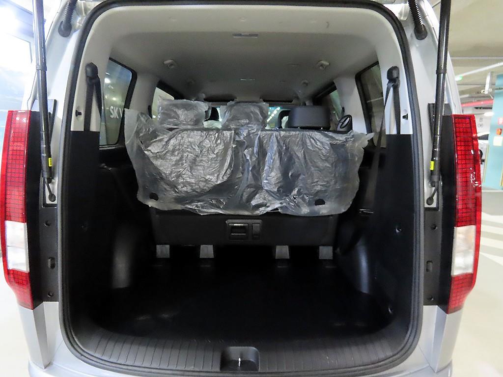 HYUNDAI Staria 2025 Gris - Importación desde Corea - HF Imports Iquique - Foto 17