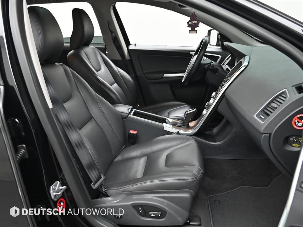 Volvo XC60 - Vista 10