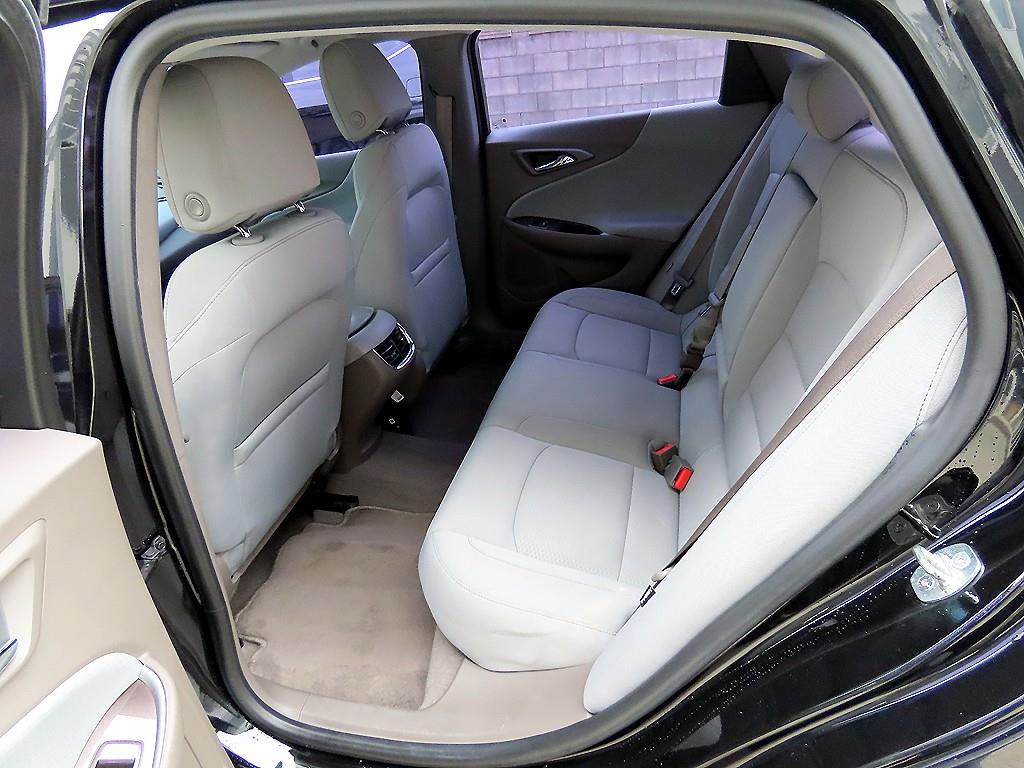 Chevrolet Malibu - Vista 6