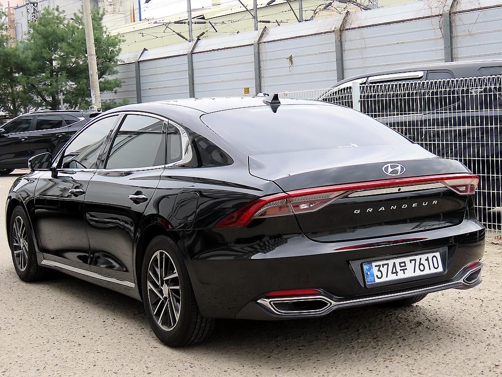 HYUNDAI Grandeur - Vista 3