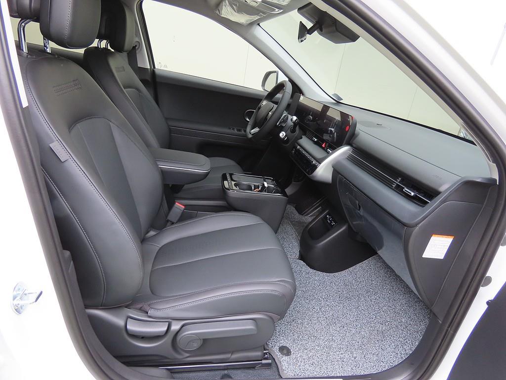 HYUNDAI Ioniq 5 - Vista 6