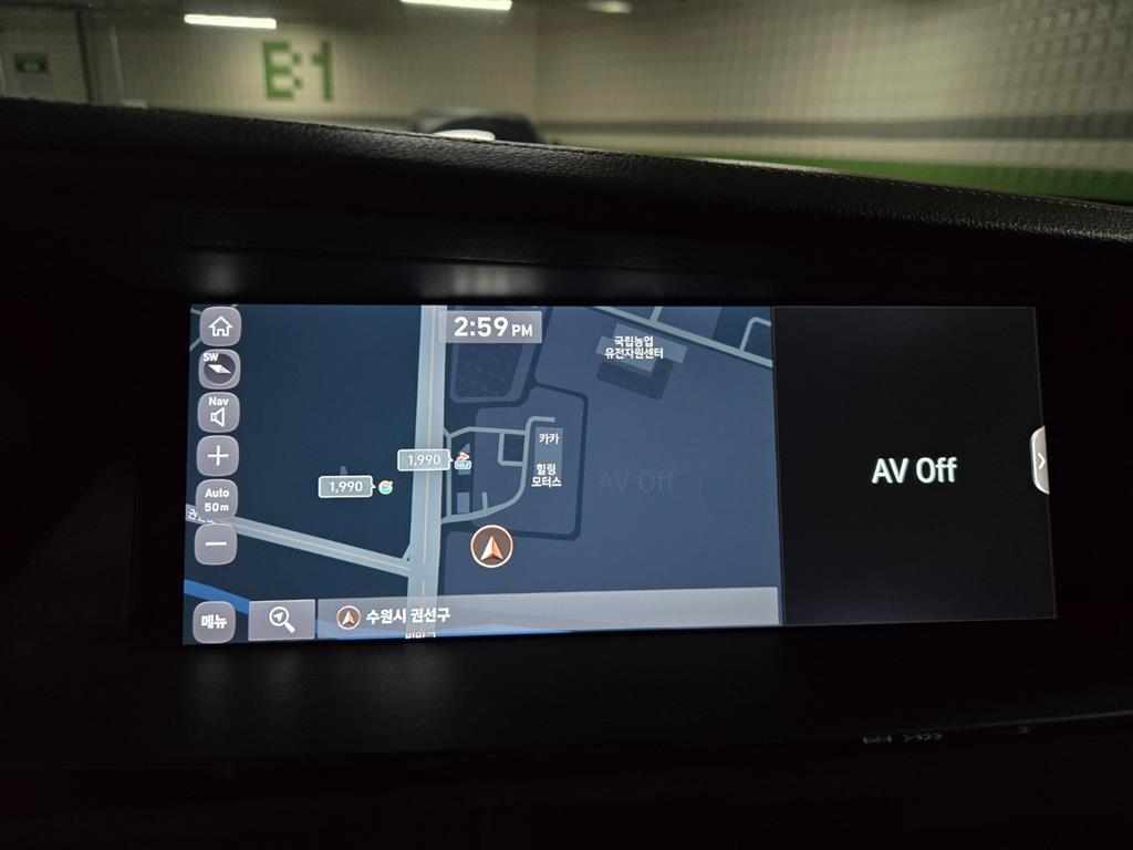 Genesis G90 - Vista 12