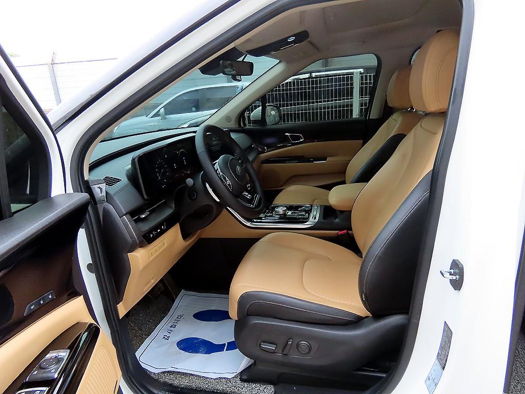 KIA Carnival - Vista 5