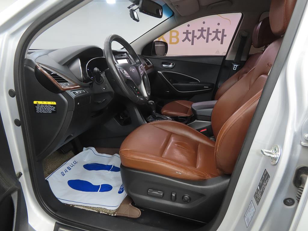 HYUNDAI Santa Fe - Vista 5