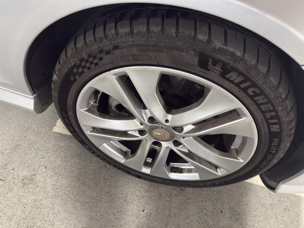 Mercedes Benz C Class 2013 Plateado - Importación desde Corea - HF Imports Iquique - Foto 16