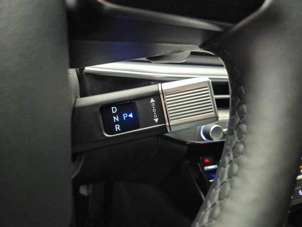 HYUNDAI Grandeur - Vista 8