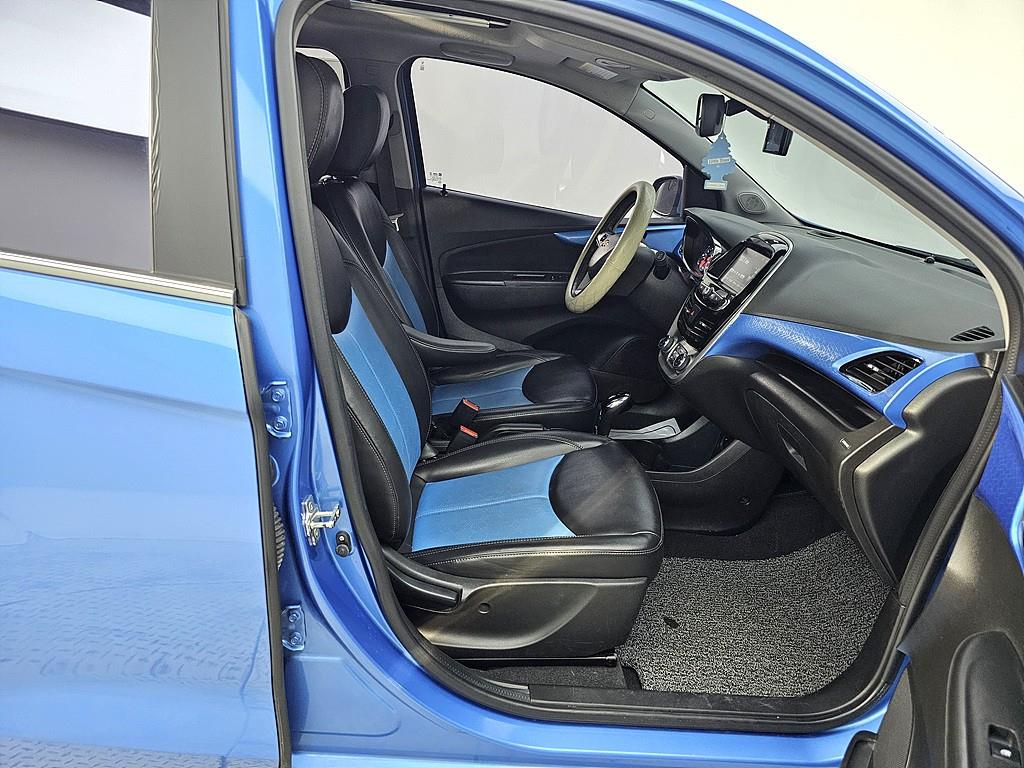 Chevrolet Spark - Vista 11