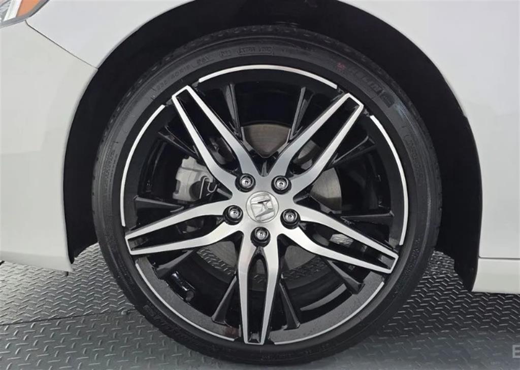 Honda Accord - Vista 5