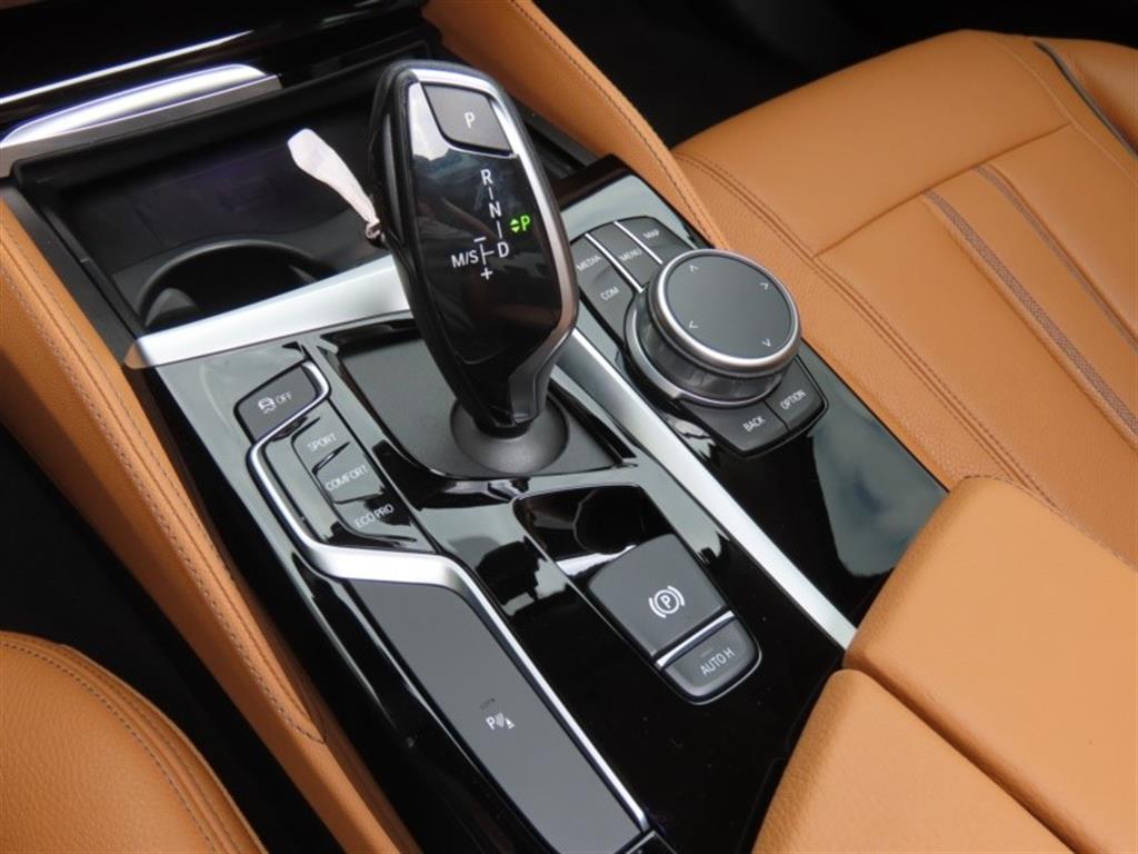 BMW 5 Series - Vista 11