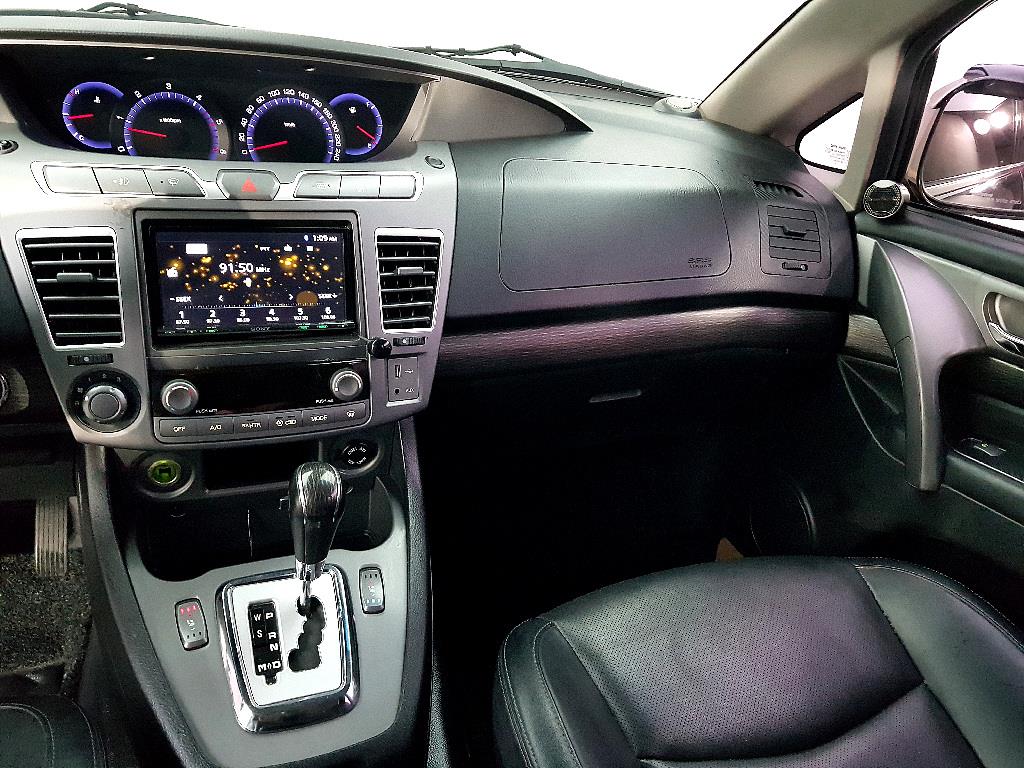 Ssangyong Korando - Vista 10