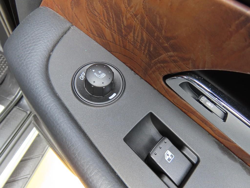 Ssangyong Rexton 2016 Negro - Importación desde Corea - HF Imports Iquique - Foto 16