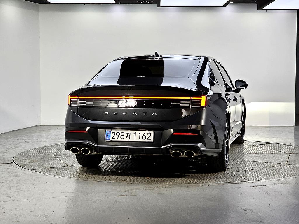 HYUNDAI Sonata - Vista 3