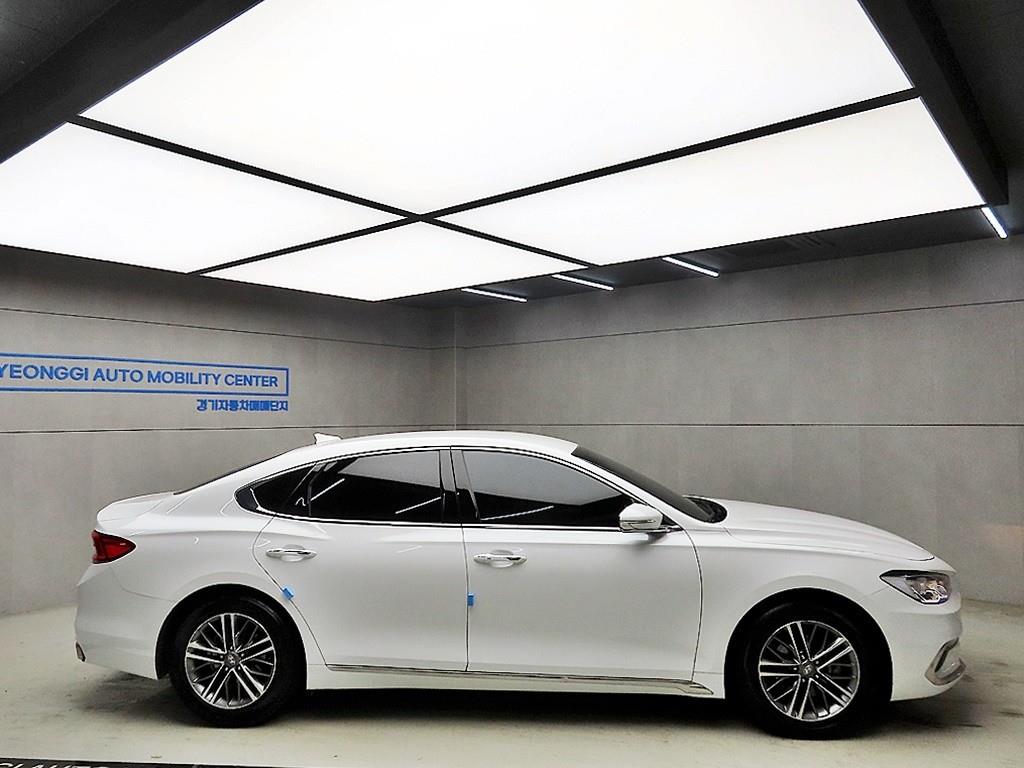 HYUNDAI Grandeur - Vista 2