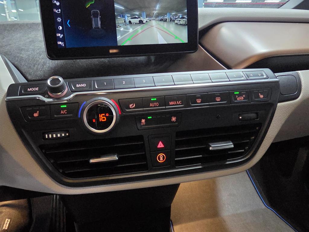 BMW i3 - Vista 10