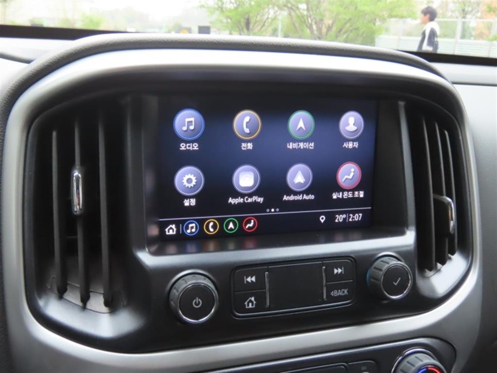 Chevrolet ?Colorado 2022 Negro - Importación desde Corea - HF Imports Iquique - Foto 8