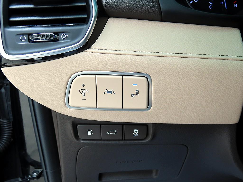 HYUNDAI Grandeur 2018 Negro - Importación desde Corea - HF Imports Iquique - Foto 13