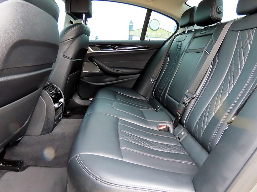 BMW 5 Series - Vista 6