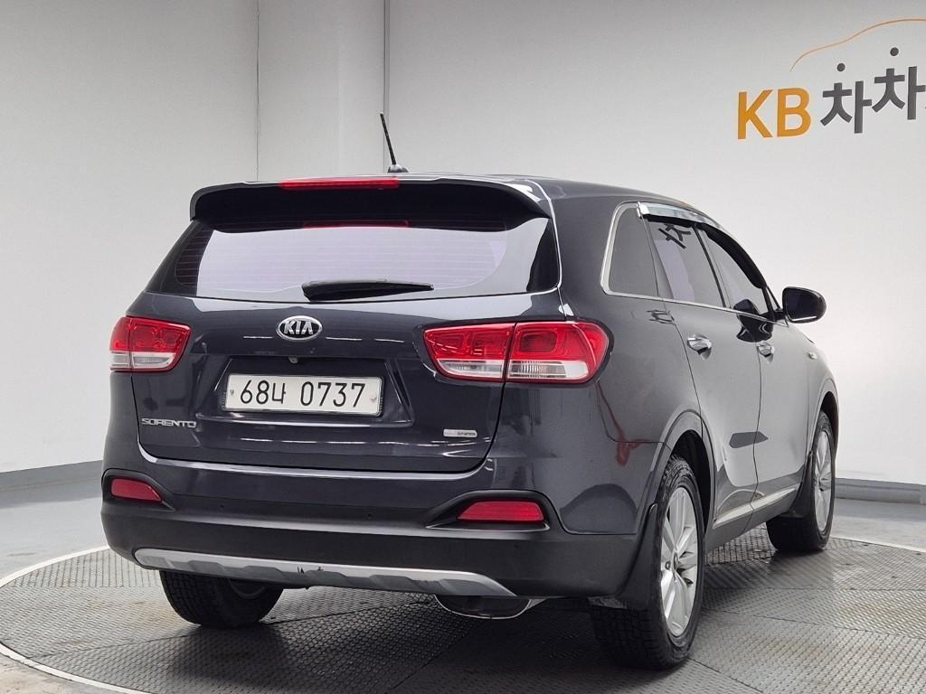 KIA Sorento - Vista 3
