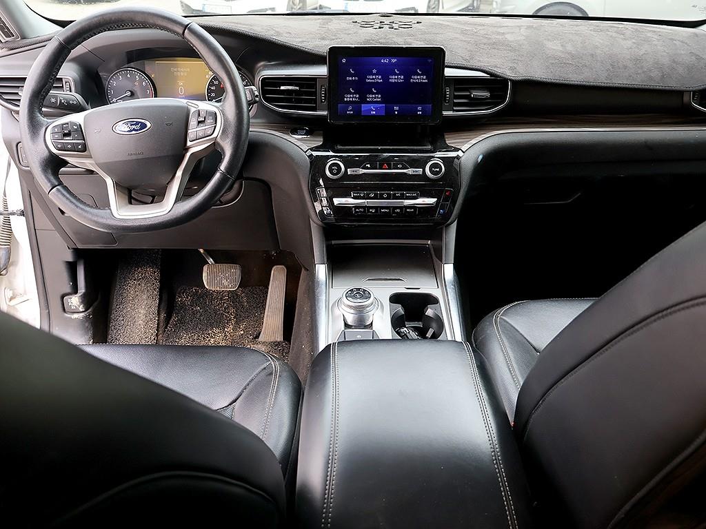 Ford Explorer - Vista 9