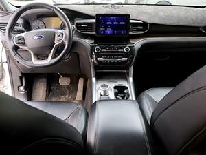 Ford Explorer - Vista 10