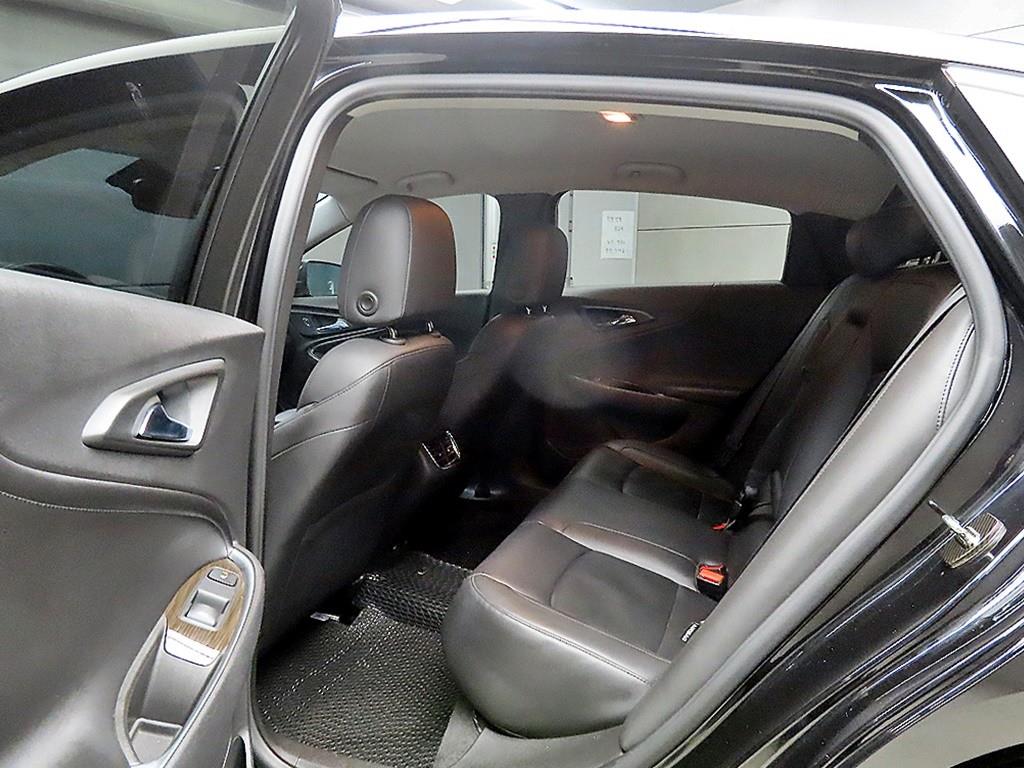 Chevrolet Malibu - Vista 6