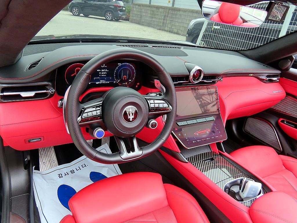 Maserati Gran Cabrio 2024 Negro - Importación desde Corea - HF Imports Iquique - Foto 13