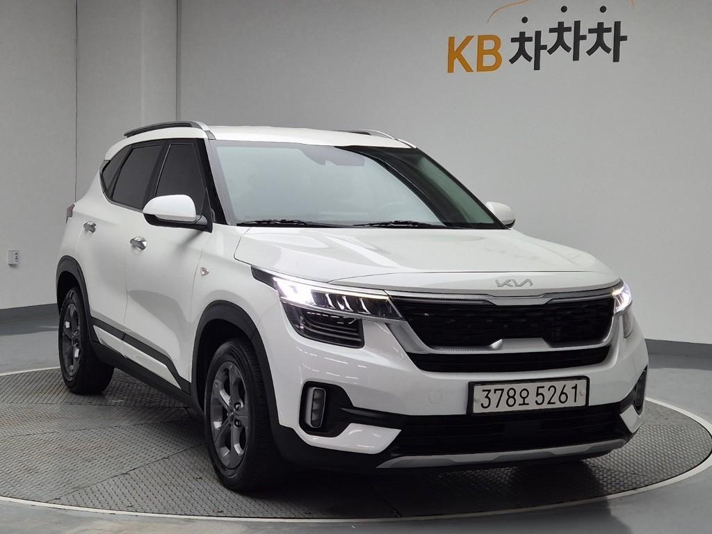 KIA Seltos - Vista 4