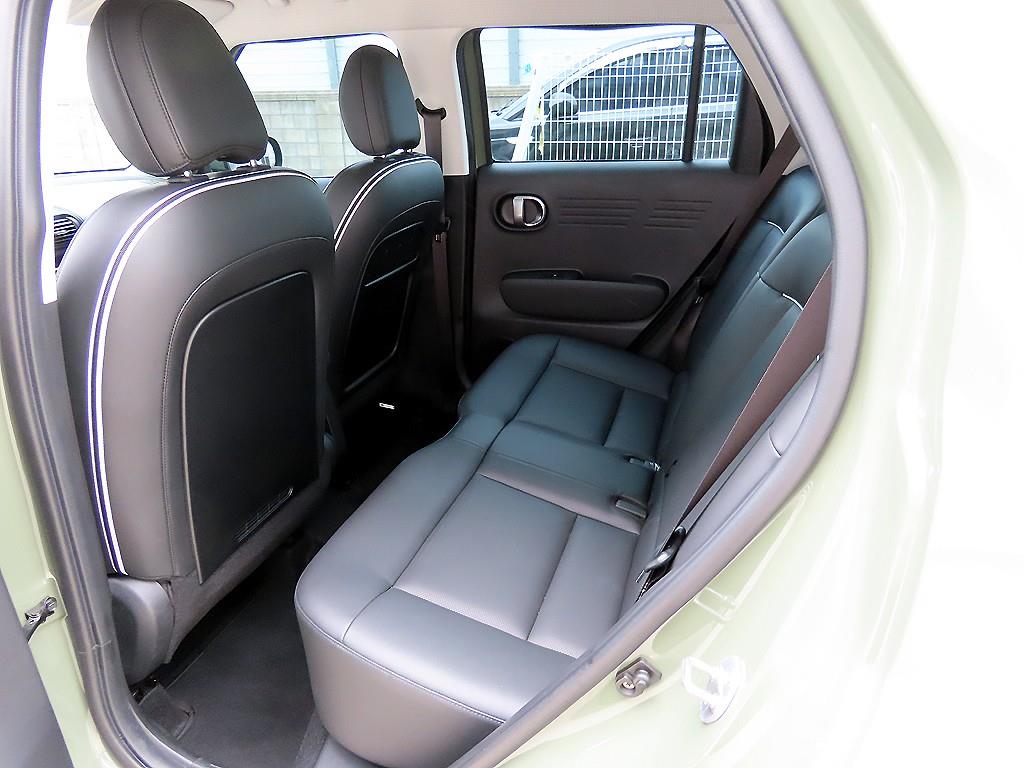 HYUNDAI Casper - Vista 6