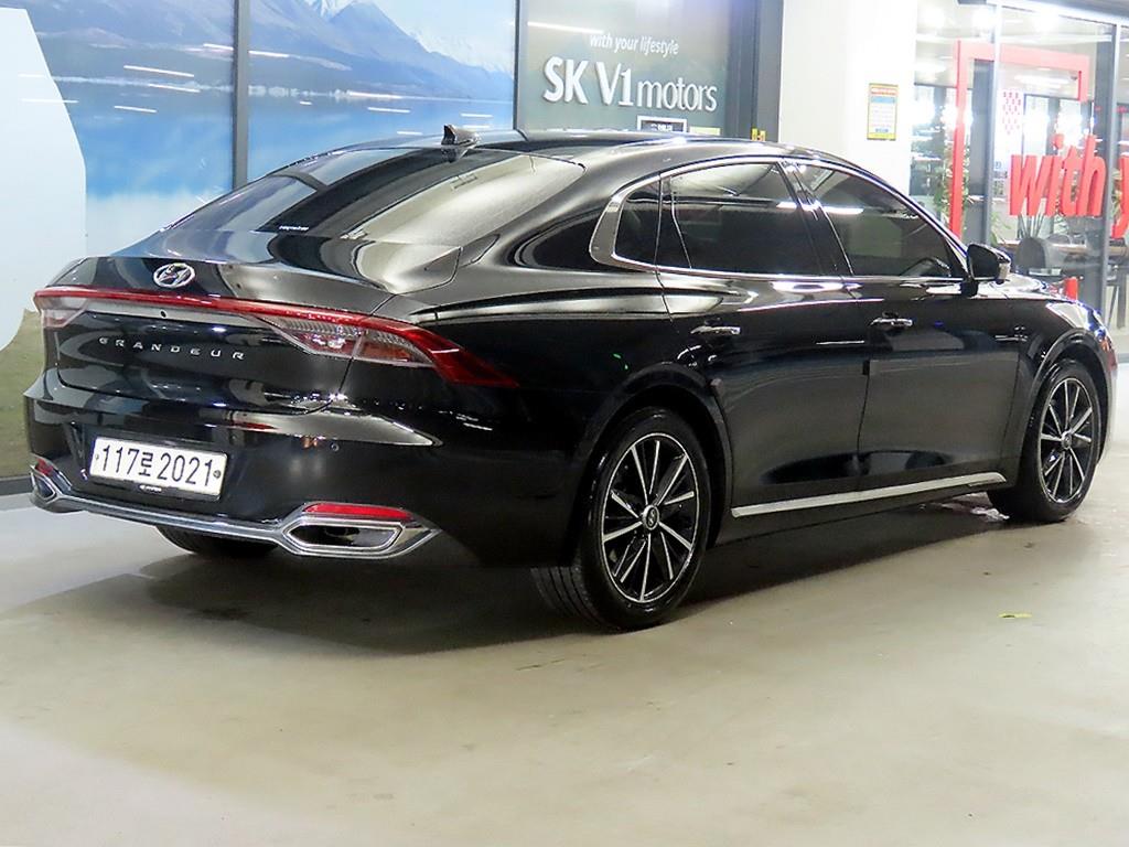 HYUNDAI Grandeur - Vista 4