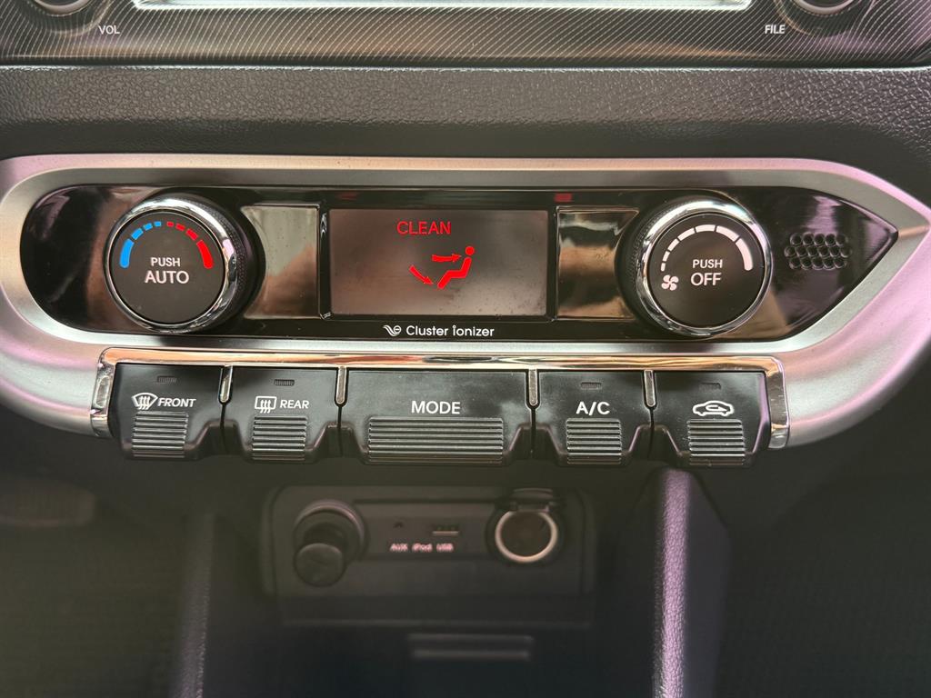 KIA Pride - Vista 11