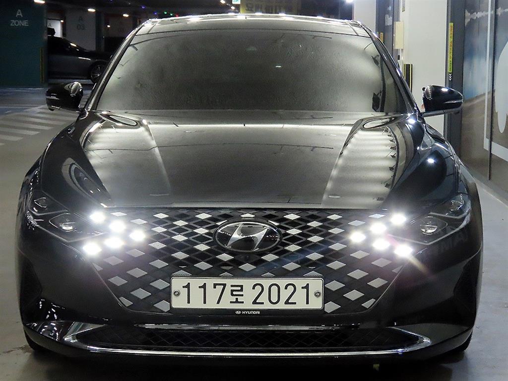 HYUNDAI Grandeur - Vista 2