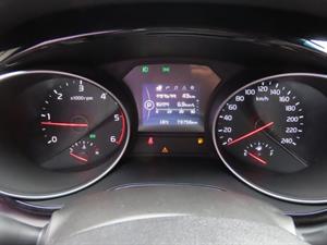 KIA Carnival - Vista 10