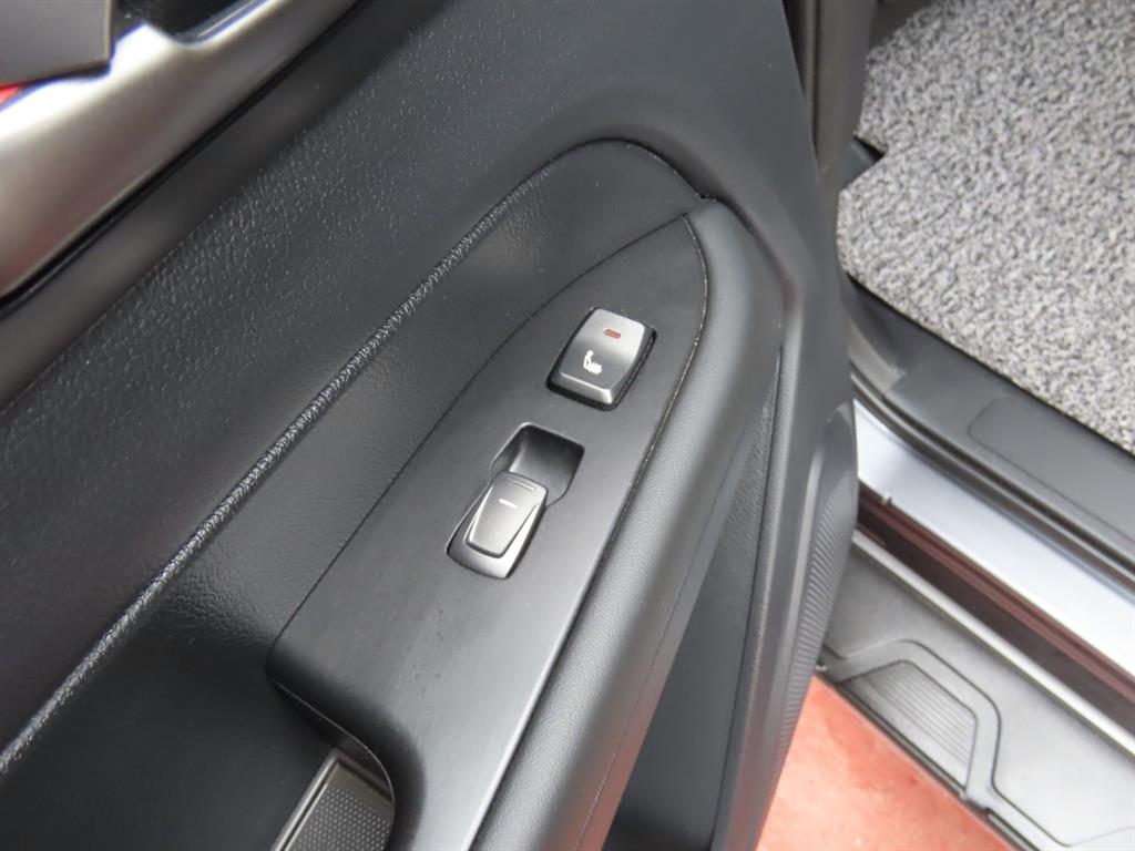 Ssangyong Rexton - Vista 11