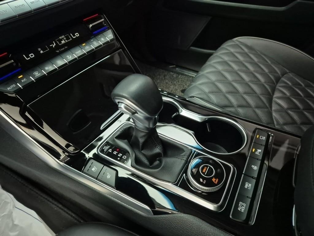 KIA Mohave - Vista 8